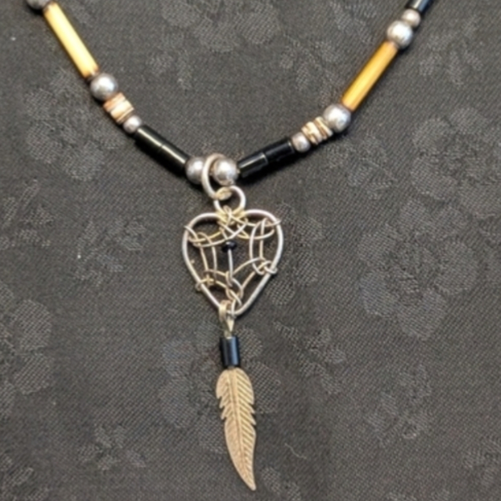 Vintage Native American Liquid Silver Sterling Dreamcatcher Pendant Necklace